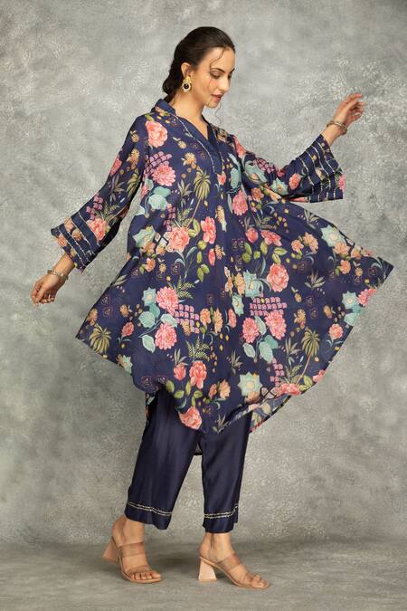 Tanu Malhotra Blue Cotton, Silk Split V-neck Printed High Low Kurta Set Online at Aza Fashions Tanu Malhotra_Blue Cotton, Silk Split V-neck Printed High Low Kurta Set _Online_at_Aza_Fashions
