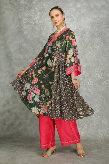 Tanu Malhotra Green Cotton, Silk, Georgette Embroidery Forest Side Panel Buti Kurta Set at Aza Fashions Tanu Malhotra_Green Cotton, Silk, Georgette Embroidery Forest Side Panel Buti Kurta Set _at_Aza_Fashions