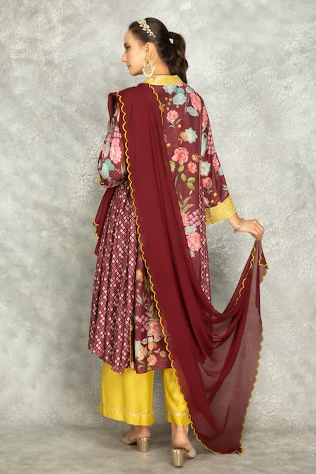 Shop Tanu Malhotra Wine Cotton, Silk, Georgette V-neck Old Buti Kurta Set With Scalloping Dupatta at Aza Fashions Shop_Tanu Malhotra_Wine Cotton, Silk, Georgette V-neck Old Buti Kurta Set With Scalloping Dupatta _at_Aza_Fashions
