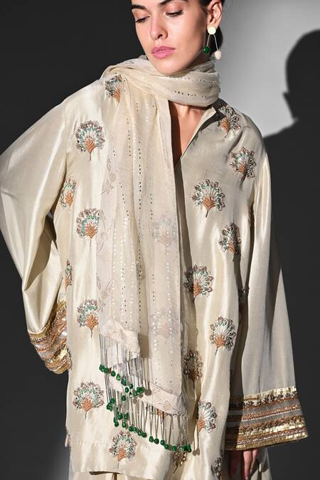 Buy Nikita Mhaisalkar Off White Silk Embroidery, Beads V-neck Handthread Kurta Set Online at Aza Fashions Buy_Nikita Mhaisalkar_Off White Silk Embroidery, Beads V-neck Handthread Kurta Set _Online_at_Aza_Fashions