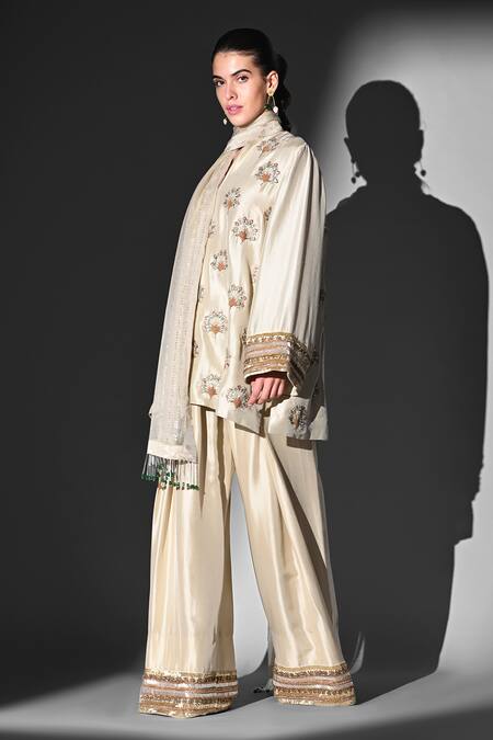 Shop Nikita Mhaisalkar Off White Silk Embroidery, Beads V-neck Handthread Kurta Set Online at Aza Fashions Shop_Nikita Mhaisalkar_Off White Silk Embroidery, Beads V-neck Handthread Kurta Set _Online_at_Aza_Fashions