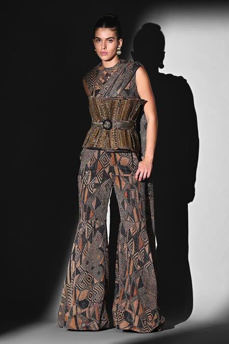 Nikita Mhaisalkar Brown Tulle Cut Work Round Neck Gold Embroidered Corset And Belt at Aza Fashions Nikita Mhaisalkar_Brown Tulle Cut Work Round Neck Gold Embroidered Corset And Belt _at_Aza_Fashions