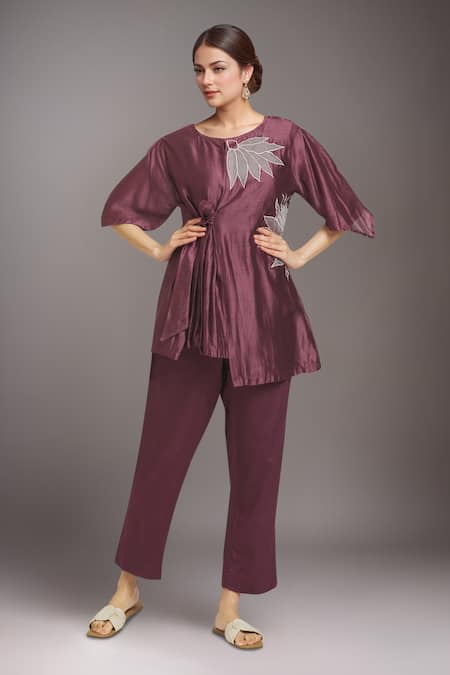 Samyukta Singhania Chanderi Side Tie Tunic With Pant 