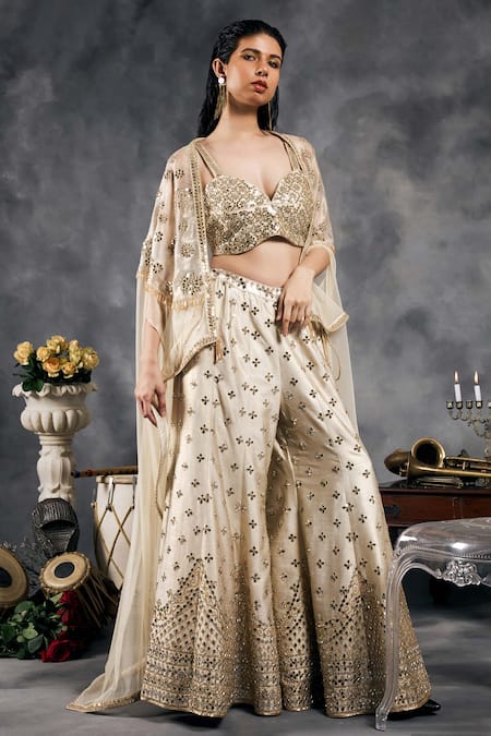 Buy_Vandana Sethi_Ivory Silk Beads, Sequins Sweetheart Neck Shimmer Raw Sharara Set _Online_at_Aza_Fashions