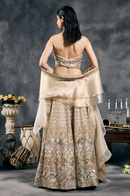 Vandana Sethi Ivory Shimmer Raw Silk Classic Lehenga Set 