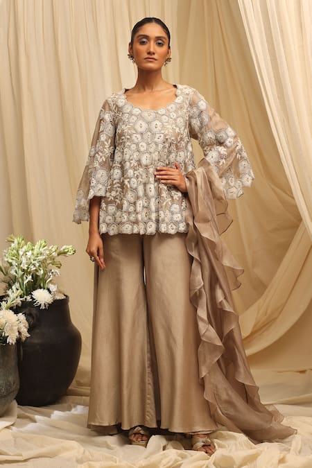 Ekru Halo Bloom Embroidered Tunic & Palazzo Set 