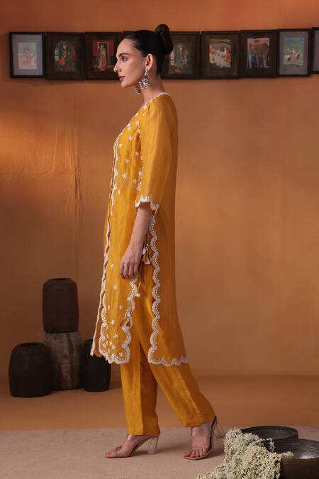 Buy Ekru Mustard Organza, Linen Embroidery Open Neck Yellow Zariya Kurta Set Online at Aza Fashions Buy_Ekru_Mustard Organza, Linen Embroidery Open Neck Yellow Zariya Kurta Set_Online_at_Aza_Fashions