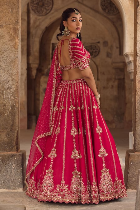 Kritika Dawar Magenta Embroidered Lehenga Set 