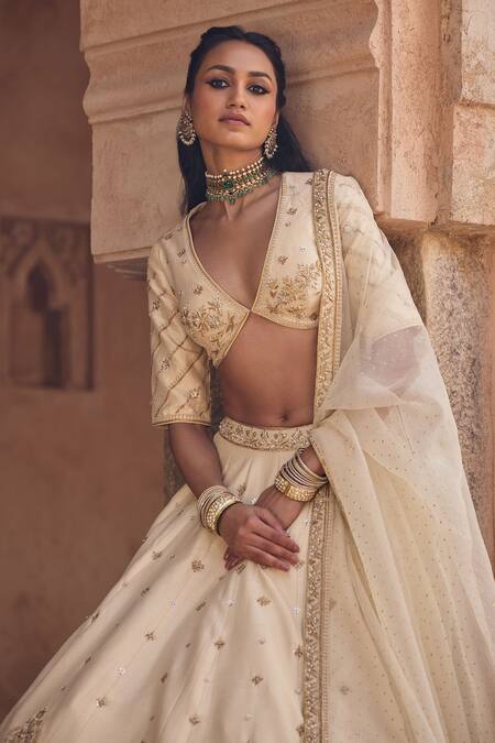 Shop Kritika Dawar Ivory , Organza Embroidery V-neck Chand Phool Motif Lehenga Set Shop_Kritika Dawar_Ivory , Organza Embroidery V-neck Chand Phool Motif Lehenga Set