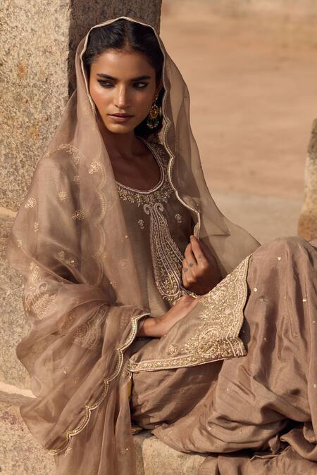 Buy Kritika Dawar Gray , Organza Diamonds, Mouse Grey Paisley Kurta Sharara Set Online at Aza Fashions Buy_Kritika Dawar_Gray , Organza Diamonds, Mouse Grey Paisley Kurta Sharara Set _Online_at_Aza_Fashions