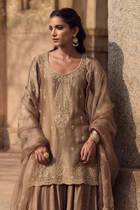 Buy Kritika Dawar Gray , Organza Diamonds, Mouse Grey Paisley Kurta Sharara Set Buy_Kritika Dawar_Gray , Organza Diamonds, Mouse Grey Paisley Kurta Sharara Set