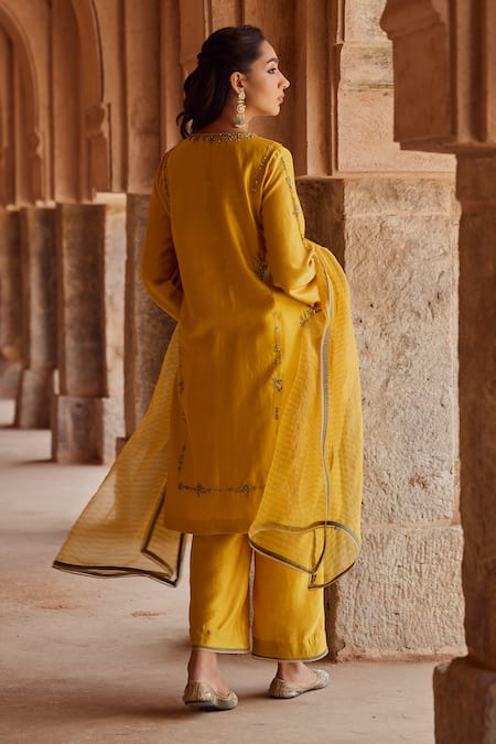 Shop_Kritika Dawar_Yellow , Chanderi, Organza Pearls Mustard Pakistani Style Kurta Set _at_Aza_Fashions