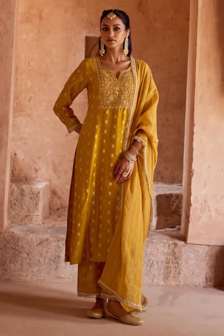 Kritika Dawar Yellow Chanderi, Silk Round Neck Dabka Embroidered Kurta Set Online at Aza Fashions Kritika Dawar_Yellow Chanderi, Silk Round Neck Dabka Embroidered Kurta Set _Online_at_Aza_Fashions