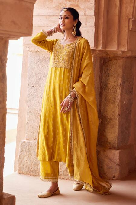 Shop Kritika Dawar Yellow Chanderi, Silk Round Neck Dabka Embroidered Kurta Set Online at Aza Fashions Shop_Kritika Dawar_Yellow Chanderi, Silk Round Neck Dabka Embroidered Kurta Set _Online_at_Aza_Fashions