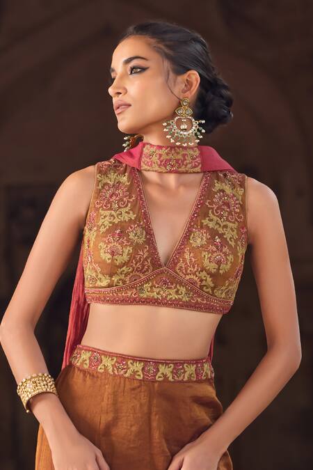 Kritika Dawar Brown Tissue, Chanderi Embroidery, Zari V-neck Gharara Set Online at Aza Fashions Kritika Dawar_Brown Tissue, Chanderi Embroidery, Zari V-neck Gharara Set _Online_at_Aza_Fashions