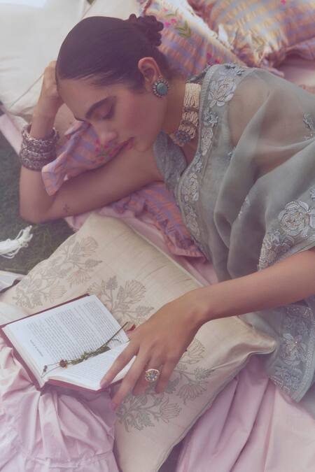 Sue Mue Green Organza, Sequins, Beads V-neck Sage 3d Embroidered Saree Set Online at Aza Fashions Sue Mue_Green Organza, Sequins, Beads V-neck Sage 3d Embroidered Saree Set _Online_at_Aza_Fashions