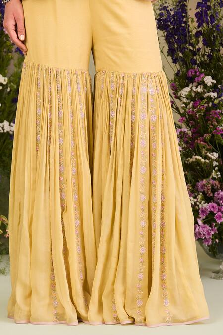 Buy_Sue Mue_Yellow Georgette, Chiffon Sequins, Beads, Embroidery Pastel Floral Kurta Set 