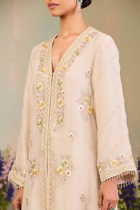 Sue Mue Beige Silk Organza Embroidery, Sequins, Beads, Zari V-neck Kurta Set Online at Aza Fashions Sue Mue_Beige Silk Organza Embroidery, Sequins, Beads, Zari V-neck Kurta Set _Online_at_Aza_Fashions