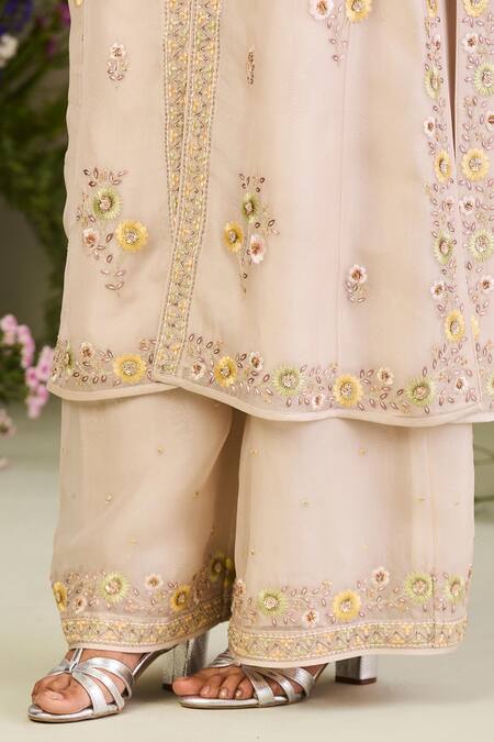 Shop Sue Mue Beige Silk Organza Embroidery, Sequins, Beads, Zari V-neck Kurta Set Shop_Sue Mue_Beige Silk Organza Embroidery, Sequins, Beads, Zari V-neck Kurta Set