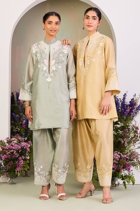 Shop_Sue Mue_Yellow Chanderi, Silk Applique, Embroidery Mandarin Collar Pastel Kurta Set _Online_at_Aza_Fashions