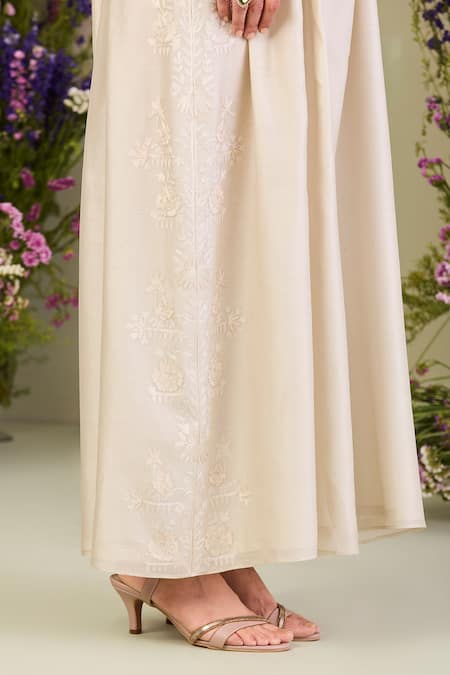 Sue Mue Beige Silk, Embroidery V-, Round Jumpsuit And Jacket Online at Aza Fashions Sue Mue_Beige Silk, Embroidery V-, Round Jumpsuit And Jacket _Online_at_Aza_Fashions