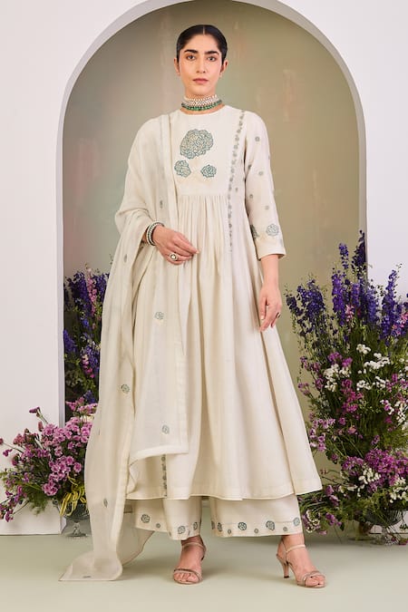 Sue Mue Green Chanderi, Silk Embroidery, Zari Round Neck Floral Anarkali Set 