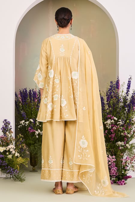 Shop Sue Mue Yellow Silk, Chanderi Embroidery V-neck Pastel Kurta Set at Aza Fashions Shop_Sue Mue_Yellow Silk, Chanderi Embroidery V-neck Pastel Kurta Set _at_Aza_Fashions