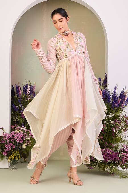 Shop Sue Mue Pink Chanderi Embroidery V-neck Floral Anarkali Set Online at Aza Fashions Shop_Sue Mue_Pink Chanderi Embroidery V-neck Floral Anarkali Set _Online_at_Aza_Fashions