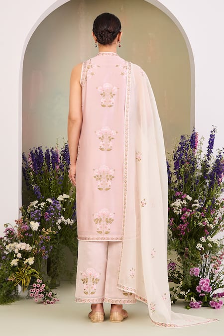 Shop Sue Mue Pink Handloom Cotton, Silk Embroidery High Neck Floral Kurta Set at Aza Fashions Shop_Sue Mue_Pink Handloom Cotton, Silk Embroidery High Neck Floral Kurta Set _at_Aza_Fashions