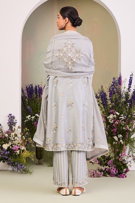 Shop Sue Mue Blue Silk, Embroidery V-neck Ice Kurta Set at Aza Fashions Shop_Sue Mue_Blue Silk, Embroidery V-neck Ice Kurta Set _at_Aza_Fashions