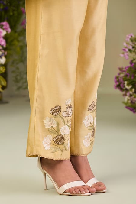 Buy_Sue Mue_Yellow Silk, Embroidery Round Neck Pastel Floral Kurta Set _Online_at_Aza_Fashions