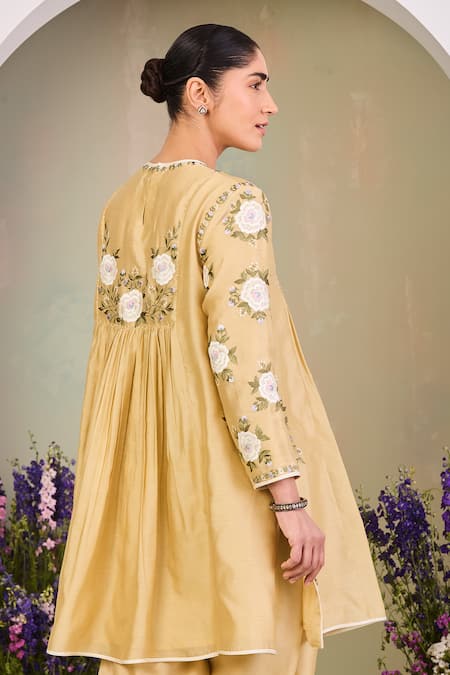 Sue Mue_Yellow Silk Beads, Embroidery Round Neck Pastel Floral Kurta Set _Online_at_Aza_Fashions