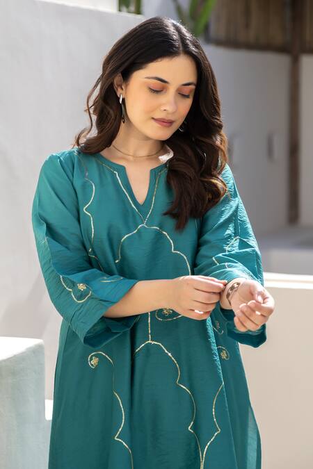 Buy ASRUMO Green Chanderi Embroidery Split V-neck Teal Noor Co-ord Set Buy_ASRUMO_Green Chanderi Embroidery Split V-neck Teal Noor Co-ord Set
