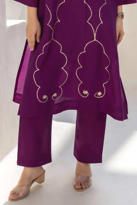 ASRUMO Purple Chanderi Embroidery V-neck Royal Plum Co-ord Set Online at Aza Fashions ASRUMO_Purple Chanderi Embroidery V-neck Royal Plum Co-ord Set _Online_at_Aza_Fashions