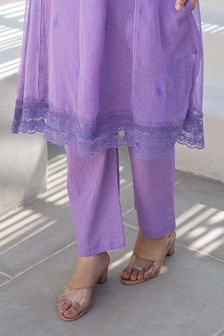 Shop ASRUMO Mauve Doriya Embroidery V-neck Lavender Breeze Kurta Set Online at Aza Fashions Shop_ASRUMO_Mauve Doriya Embroidery V-neck Lavender Breeze Kurta Set _Online_at_Aza_Fashions