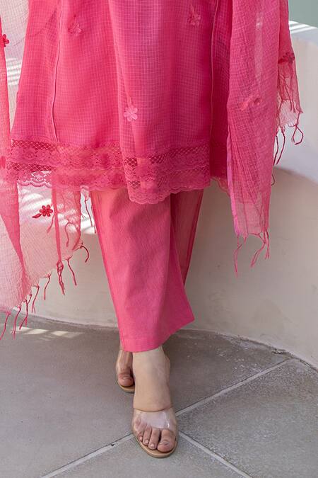 ASRUMO Pink Embroidery V-neck Gulnaar Doriya Kurta Set Online at Aza Fashions ASRUMO_Pink Embroidery V-neck Gulnaar Doriya Kurta Set _Online_at_Aza_Fashions