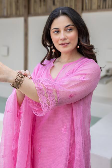 Buy ASRUMO Pink Embroidery V-neck Gulaab Doriya Kurta Set Online at Aza Fashions Buy_ASRUMO_Pink Embroidery V-neck Gulaab Doriya Kurta Set _Online_at_Aza_Fashions