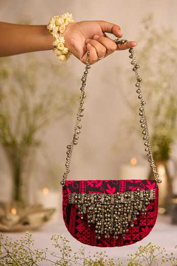 5elements Pink Beads Harini Magenta Handbag Online at Aza Fashions 5elements_Pink Beads Harini Magenta Handbag _Online_at_Aza_Fashions