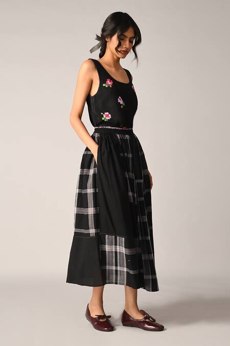 Payal Pratap Black Handloom Cotton Embroidery Coziae Patchwork Long Skirt Online at Aza Fashions Payal Pratap_Black Handloom Cotton Embroidery Coziae Patchwork Long Skirt _Online_at_Aza_Fashions