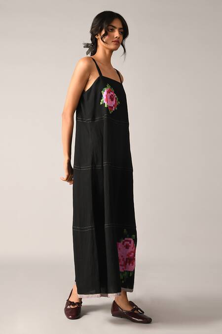 Payal Pratap Black Linen Embroidery Square Neck Hulthemia Strap Maxi Dress Online at Aza Fashions Payal Pratap_Black Linen Embroidery Square Neck Hulthemia Strap Maxi Dress _Online_at_Aza_Fashions