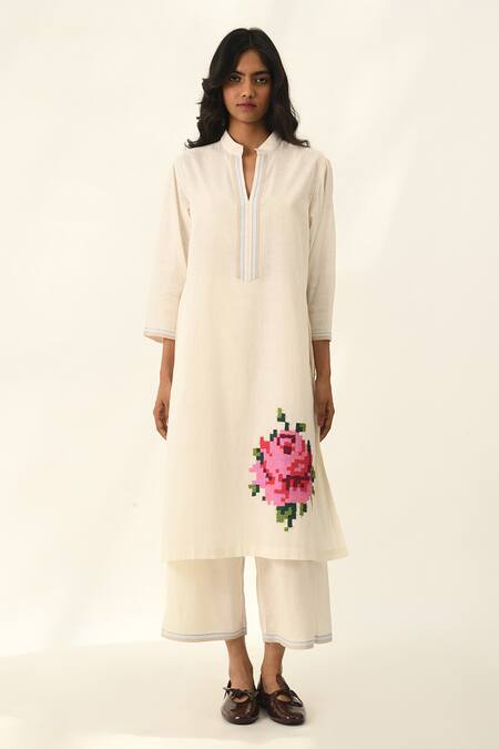 Buy Payal Pratap Ivory Handloom Cotton Embroidery Split V-neck Tunic And Pant Set Online at Aza Fashions Buy_Payal Pratap_Ivory Handloom Cotton Embroidery Split V-neck Tunic And Pant Set _Online_at_Aza_Fashions