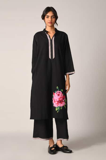 Payal Pratap Black Handloom Cotton Embroidery Split V-neck Tunic And Pant Set 