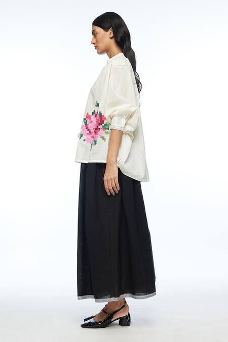 Payal Pratap Ivory Handloom Cotton Embroidery Collared Floribunda Oversized Shirt Online at Aza Fashions Payal Pratap_Ivory Handloom Cotton Embroidery Collared Floribunda Oversized Shirt _Online_at_Aza_Fashions