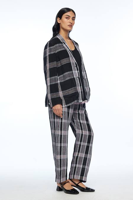 Buy Payal Pratap Black Linen Rosa Drawstring Pant Online at Aza Fashions Buy_Payal Pratap_Black Linen Rosa Drawstring Pant _Online_at_Aza_Fashions