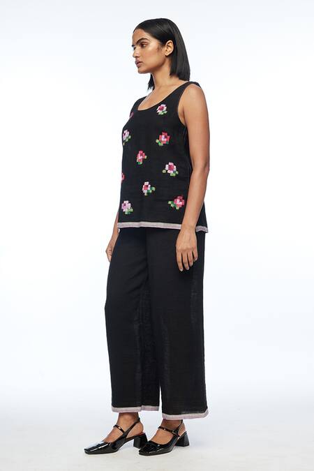 Payal Pratap Black Handloom Cotton Bishopli Elasticated Pant Online at Aza Fashions Payal Pratap_Black Handloom Cotton Bishopli Elasticated Pant _Online_at_Aza_Fashions