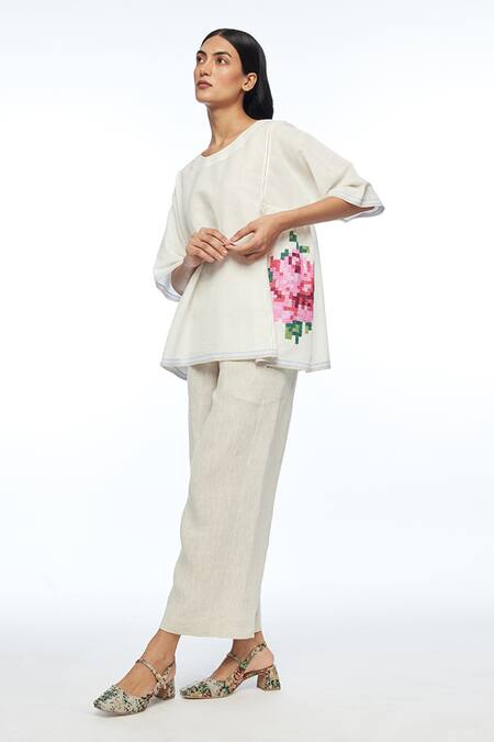 Buy Payal Pratap Ivory Handloom Cotton Embroidery Round Neck Carolinae Top Online at Aza Fashions Buy_Payal Pratap_Ivory Handloom Cotton Embroidery Round Neck Carolinae Top _Online_at_Aza_Fashions