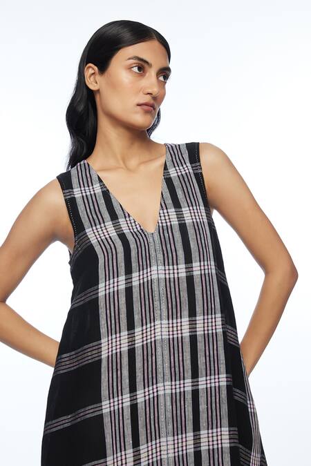 Shop Payal Pratap Black Linen V-neck Handloom Maxi Dress Online at Aza Fashions Shop_Payal Pratap_Black Linen V-neck Handloom Maxi Dress _Online_at_Aza_Fashions