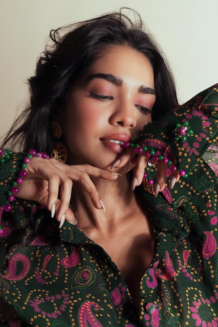 Style Junkiie_Green Georgette Collared Paisley Print Shirt Dress _Online_at_Aza_Fashions