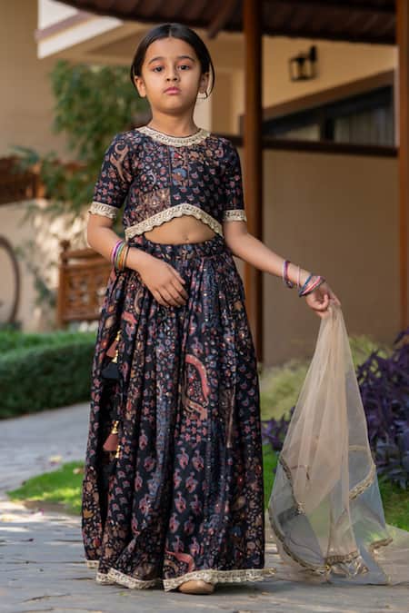 Yuvraani Jaipur_Black Muslin, Net, Cotton Sequins, Grey And Floral Printed Lehenga Set _Online_at_Aza_Fashions