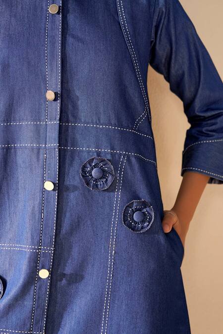 Buy_Savaaya_Blue Denim Embroidery Collared Elysian Midi Dress 